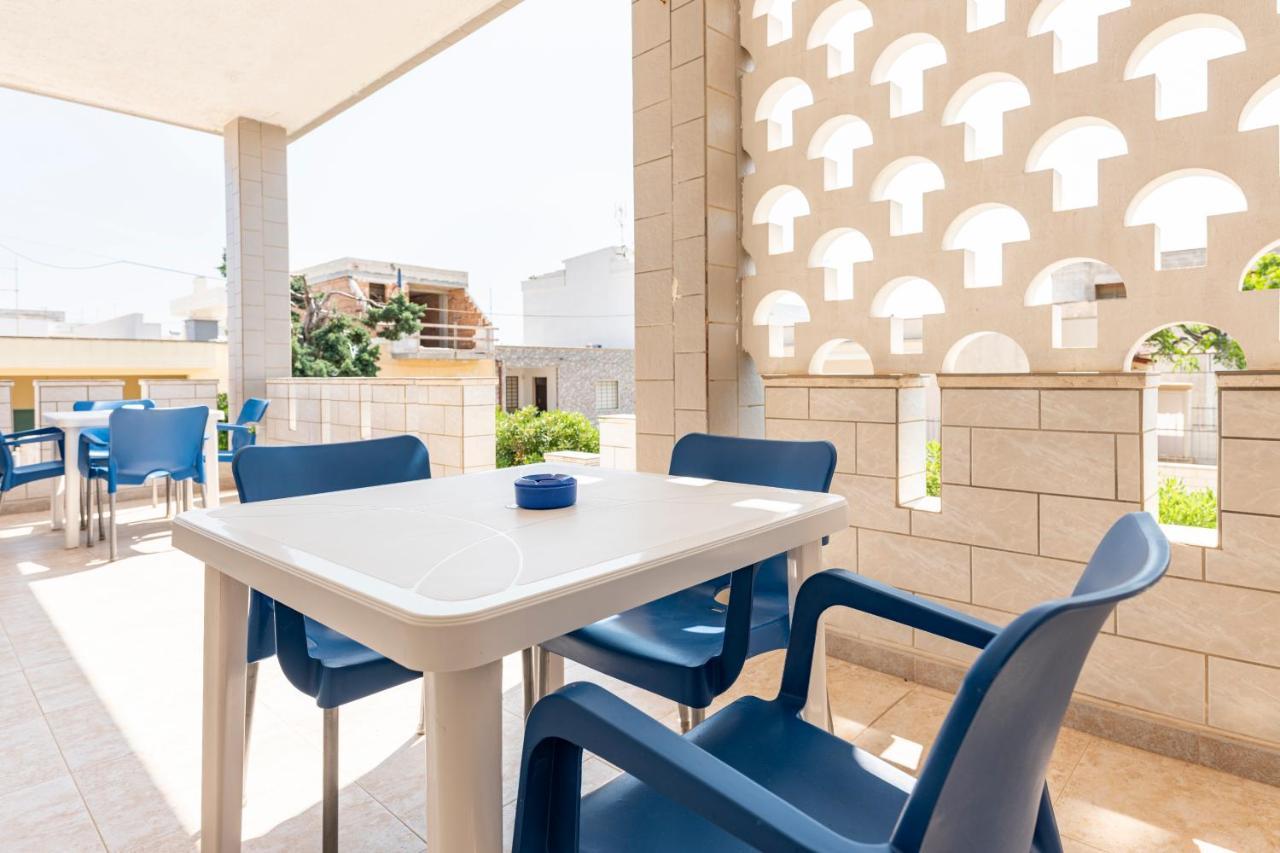 Hotel Dimora Terra Di Puglia Torre Santa Sabina Exterior foto
